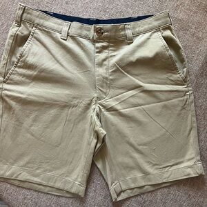 Club Room Men's Beige Flat Front Shorts